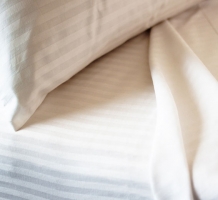 T200 White Stripe Elegance Sheets